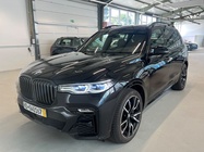 BMW X7 2021