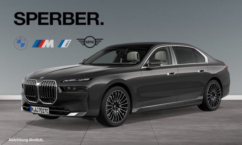 BMW i7
