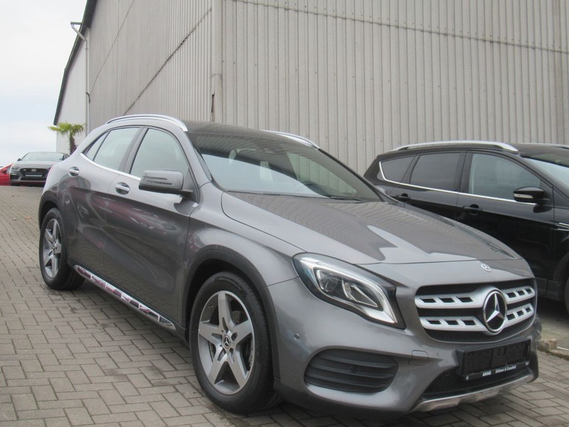 Mercedes-Benz GLA-Class