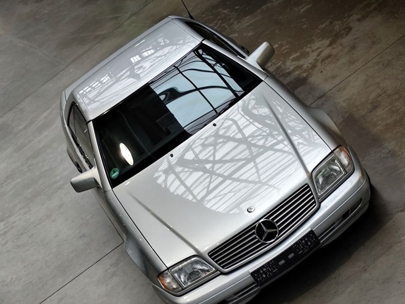 Mercedes-Benz SL-Class