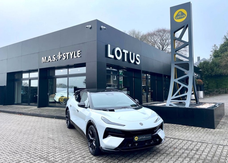 Lotus Eletre