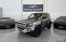 Land Rover Defender 2023