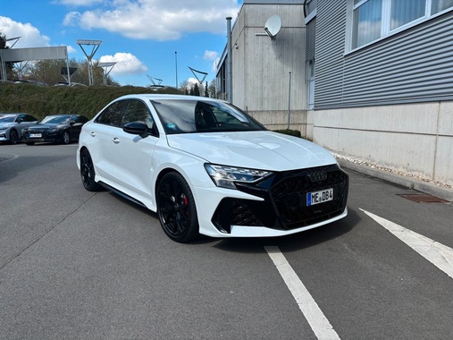 Audi RS3 2025
