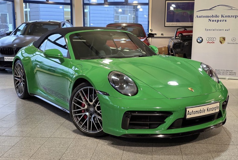 Porsche 992