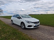 Opel Astra 2021