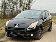 Peugeot 5008 2011