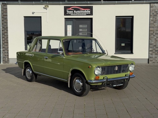 Lada 2110 1975