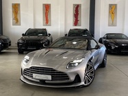 Aston Martin DB12 2024