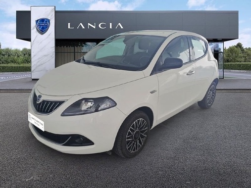 Lancia Ypsilon 2024