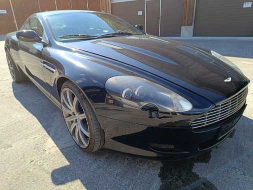 Aston Martin DB9 2008