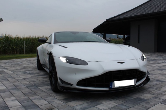 Aston Martin Vantage 2023