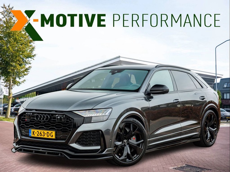 Audi RSQ8
