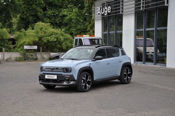 Renault R 4 2025