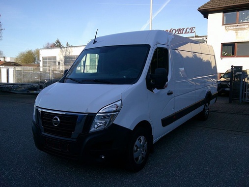 Nissan Interstar 2024