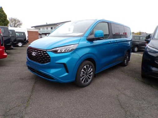 Ford Tourneo Custom 2025