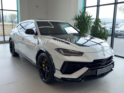 Lamborghini Urus 2025
