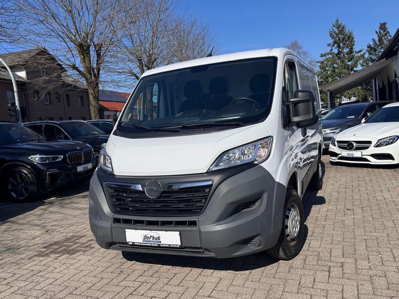 Opel Movano