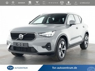 Volvo XC40 2025