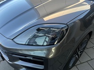 Porsche Cayenne 2024