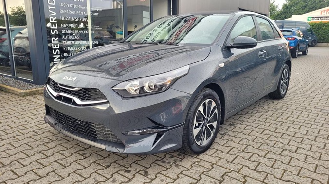 Kia cee'd / Ceed 2025