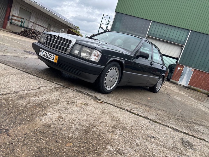 Mercedes-Benz 190