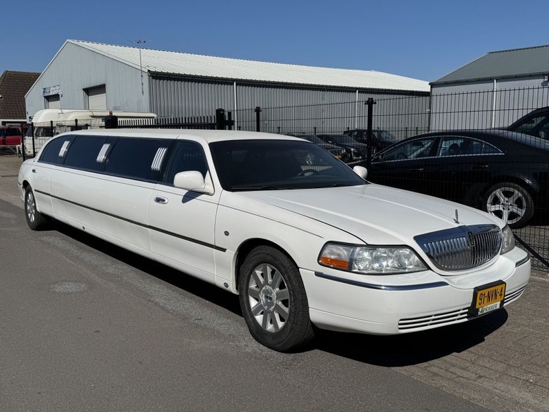 Lincoln Town Car