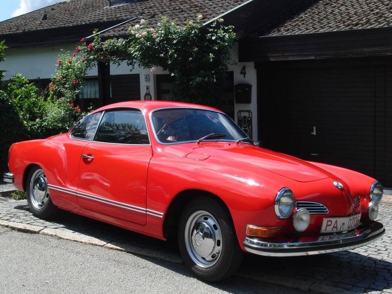 Volkswagen Karmann Ghia