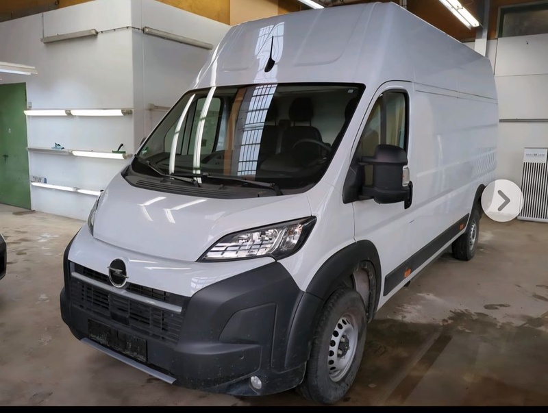 Opel Movano