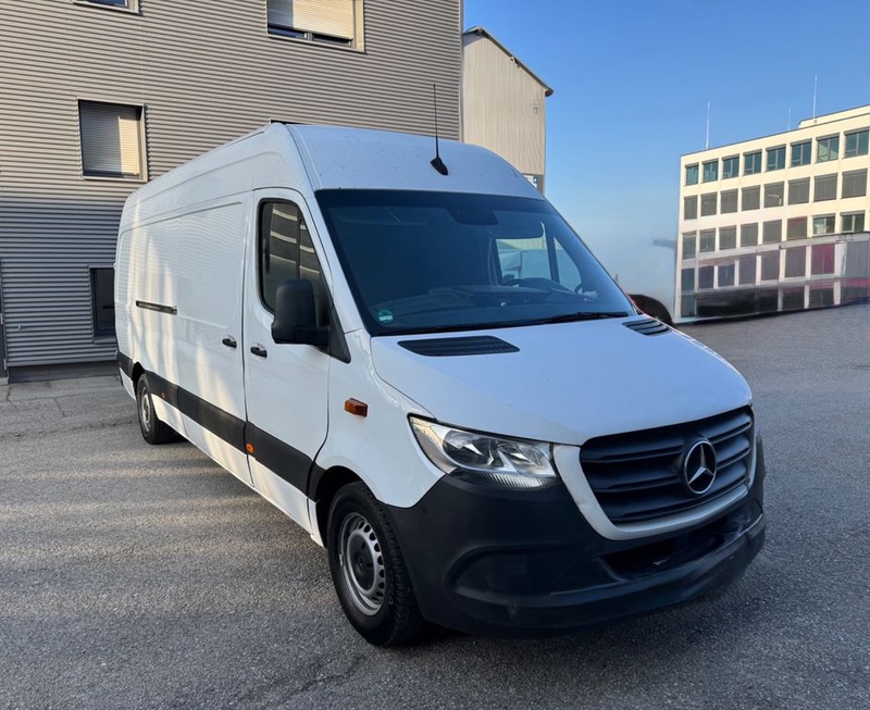 Mercedes-Benz Sprinter