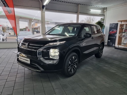 Mitsubishi Outlander 2026