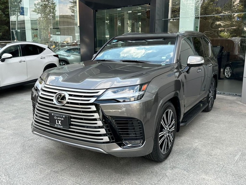 Lexus LX