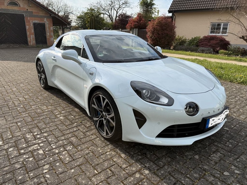 Alpine A110