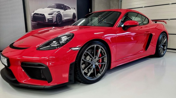 Porsche Cayman 2019