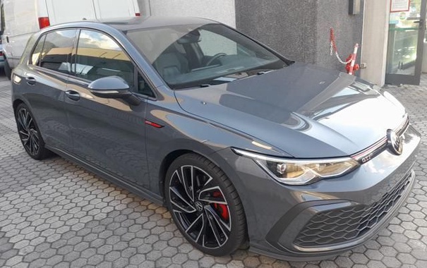 Volkswagen Golf 2021