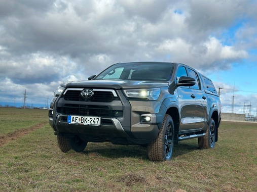 Toyota Hilux 2023
