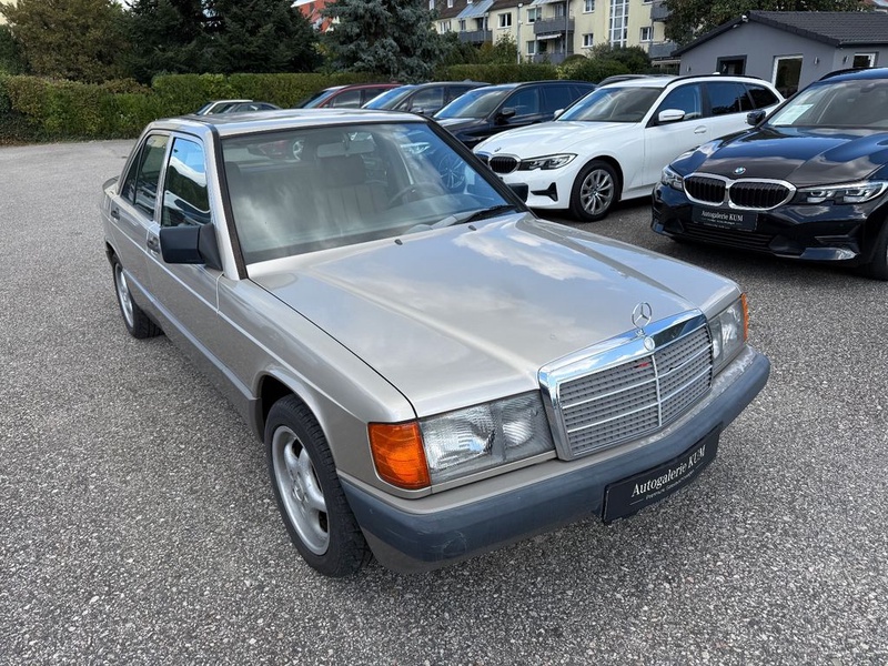 Mercedes-Benz 190