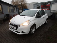 Peugeot 208 2012