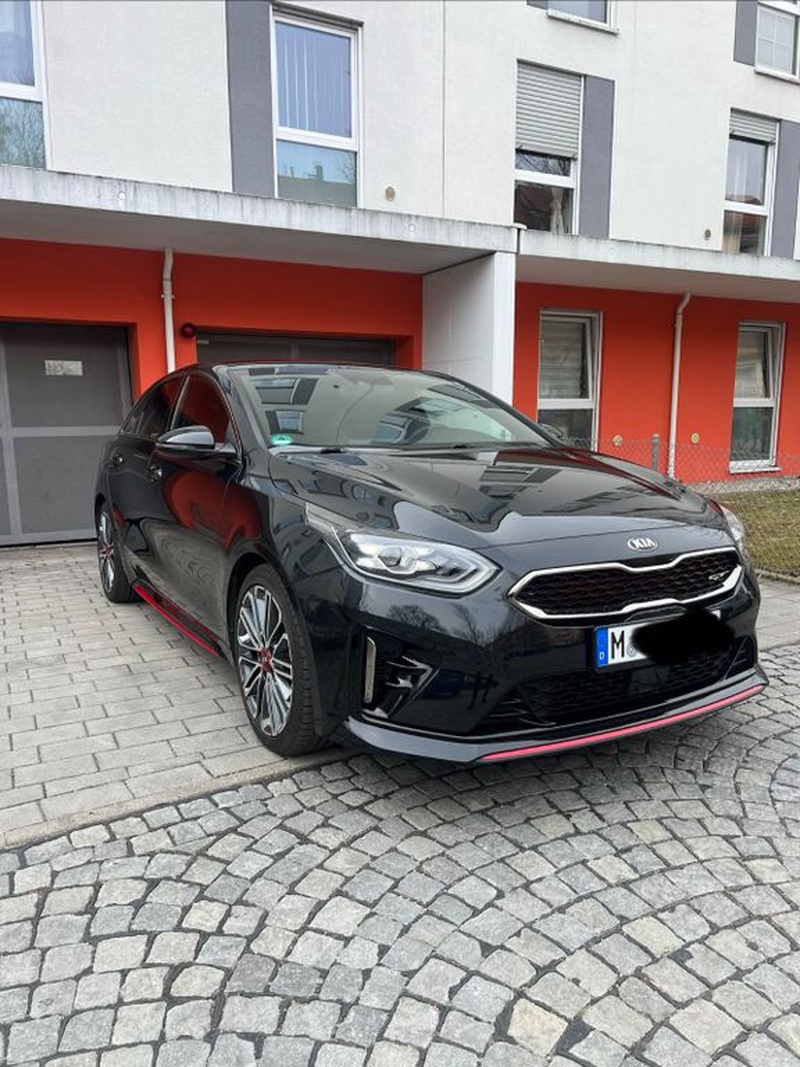 Kia pro cee'd / ProCeed