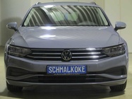 Volkswagen Passat 2023