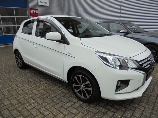 Mitsubishi Space Star 2021