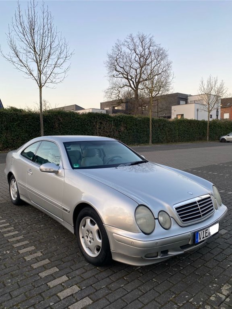 Mercedes-Benz CLK-Class