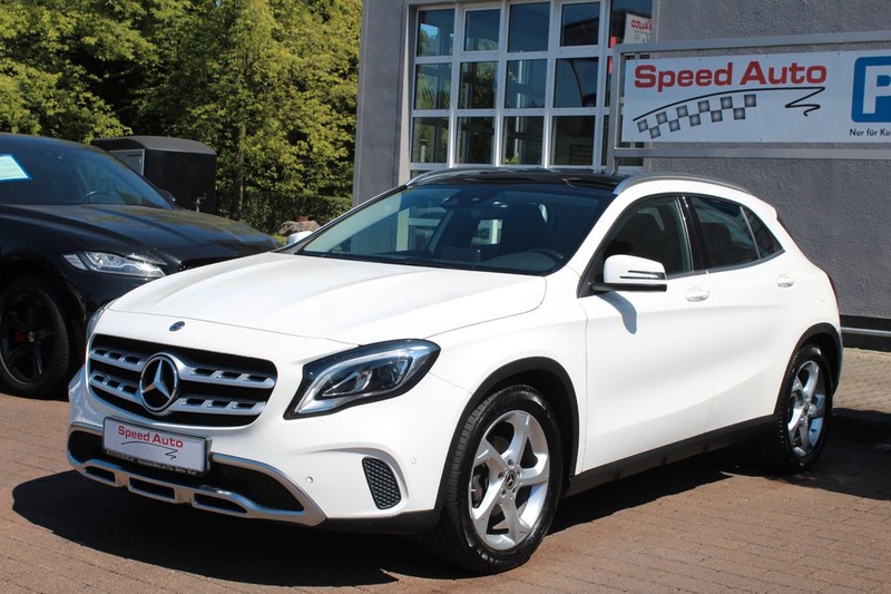 Mercedes-Benz GLA-Class