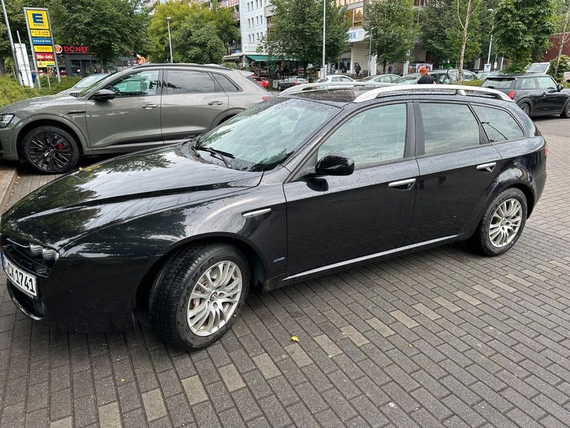 Alfa Romeo 159