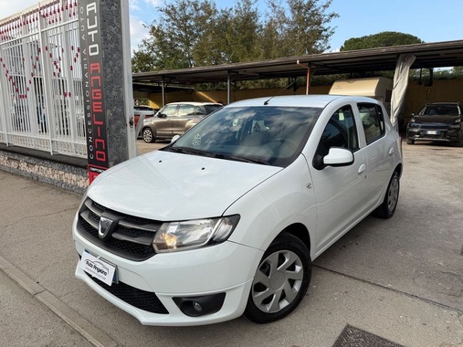 Dacia Sandero 2014
