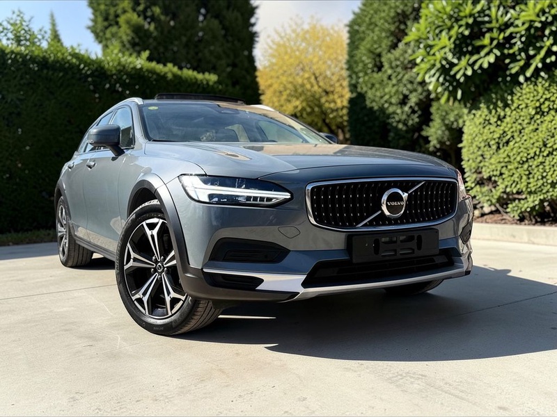 Volvo V90