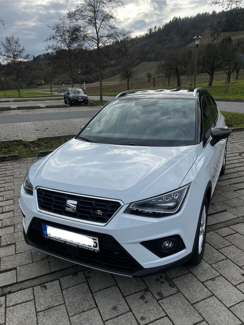Seat Arona