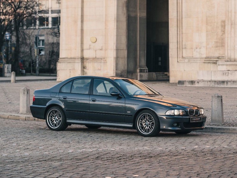 BMW M5