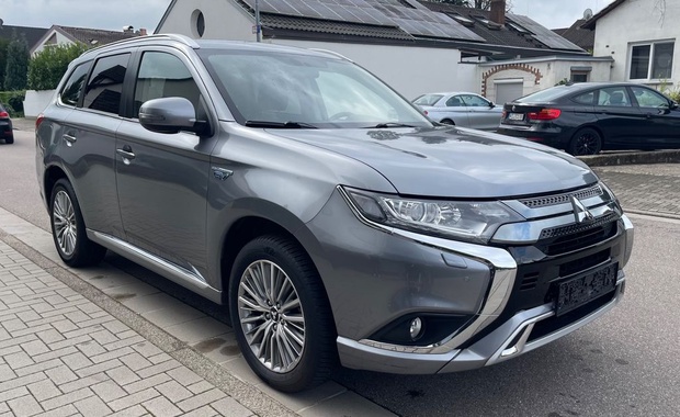 Mitsubishi Outlander 2021