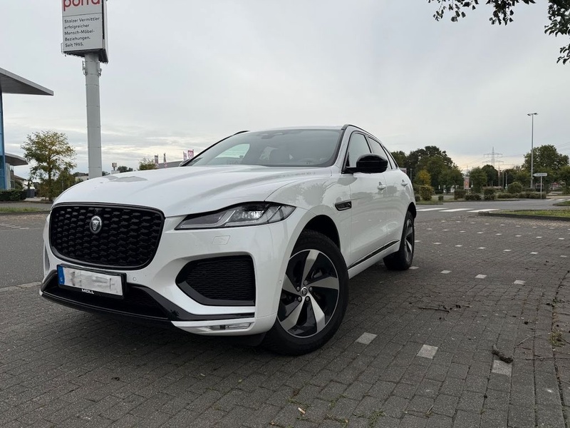 Jaguar F-Pace