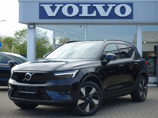 Volvo EX40 2025